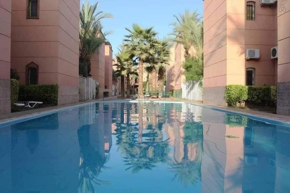Appartement Dans Residence Avec Piscine Marraquexe Exterior foto